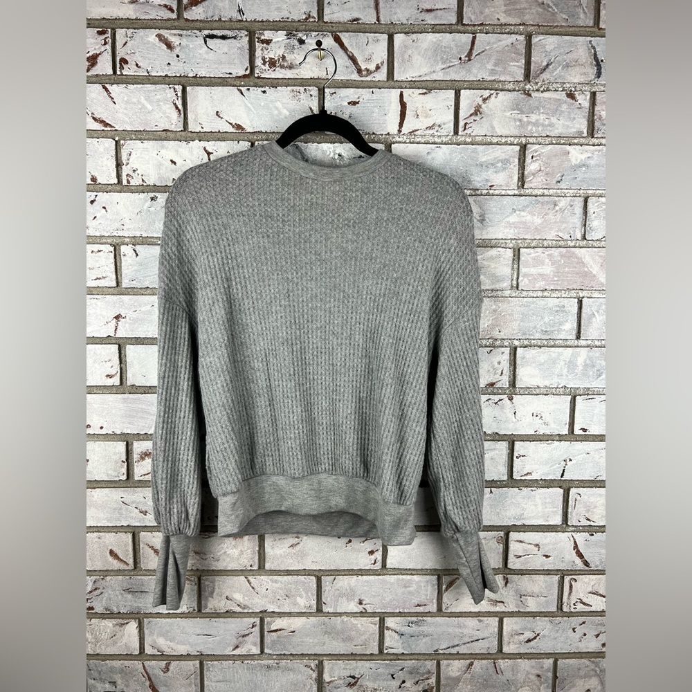 Project Social T Los Angeles | Grey Sweater Top